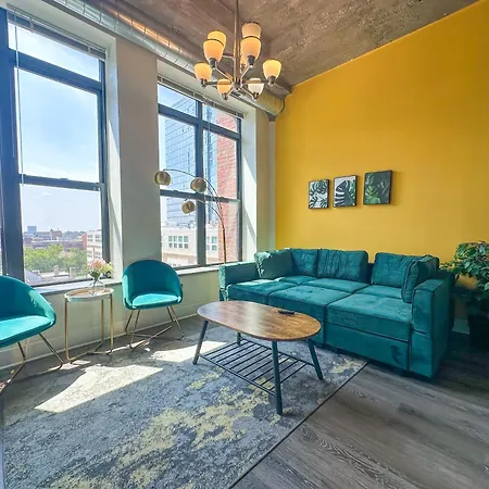 Convenient 2Br Suite In Prime Location With Gym Access & Optional Parking Near Mccormick Place And Soldier Field