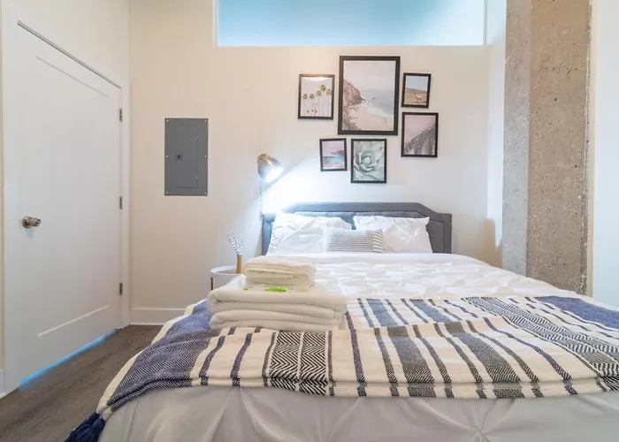 Convenient 2br In Prime Location With Gym Access & Optional Parking Near Mccormick Place And Soldier Field Apartamento *